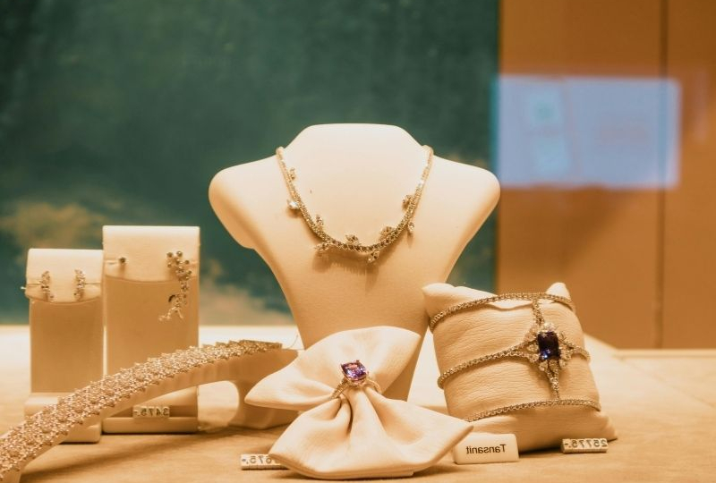 gadai berlian di jakarta